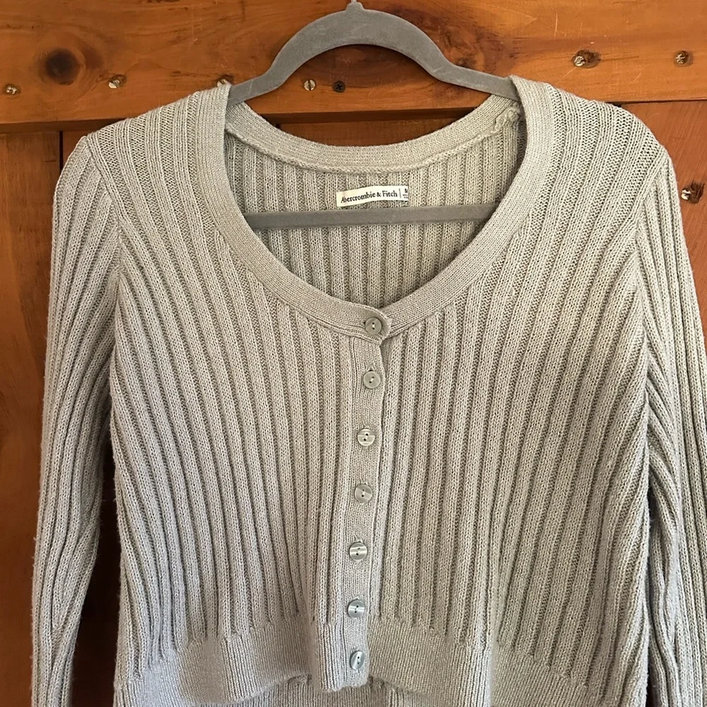 Abercrombie & Fitch Mint Green Cropped Ribbed Cardigan SZ M - Picture 2 of 7